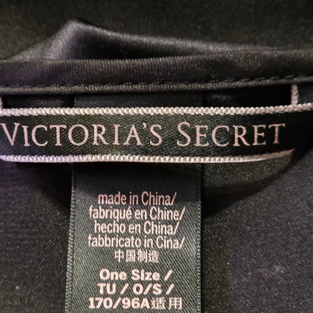 Victoria's Secret Satin Ruffle Kimono Robe Black One Size